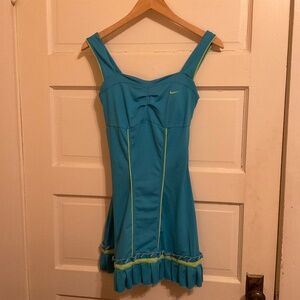 Women’s NikeTennis Dress XS